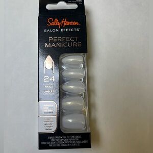 Sally Hansen Salon Effects Perfect Manicure Press on Nails - Only Have Ice For U